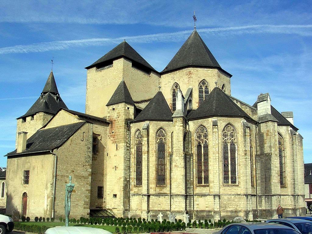 Couett'Hotel Oloron Sainte Marie Екстериор снимка