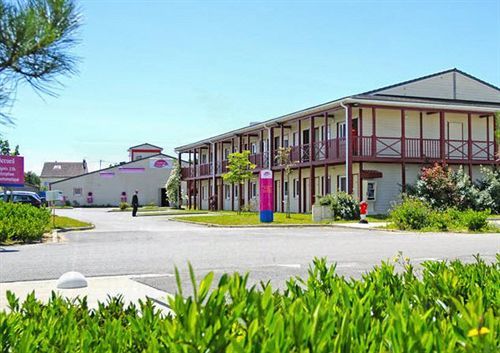 Couett'Hotel Oloron Sainte Marie Екстериор снимка